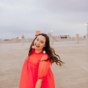 Meet your Posher, Katelyn